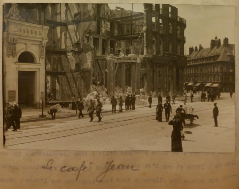 016 Lille Le café Jean